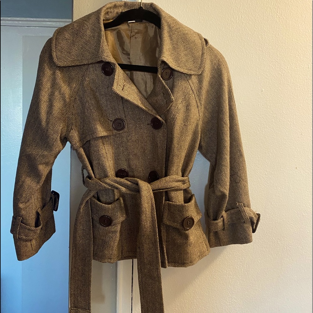 Like New!! Womens brown tweed jacket. Worn only one time!